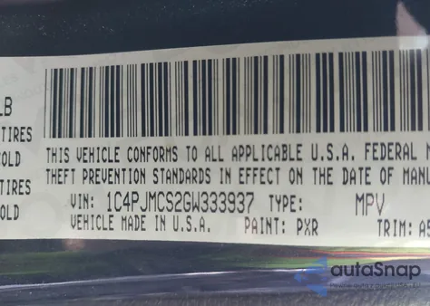 2016 Jeep Cherokee Latitude z USA, uszkodzony, nr VIN 1C4PJMCS2GW333937